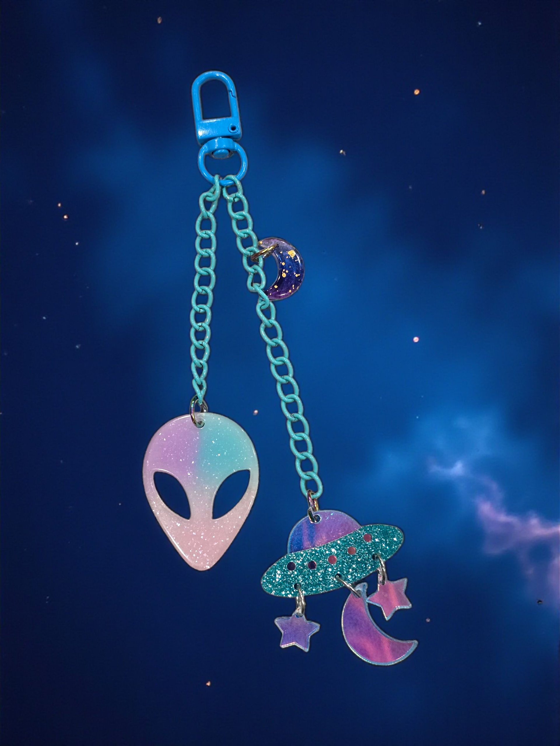 Beam Me Up Alien UFO E-reader Charm